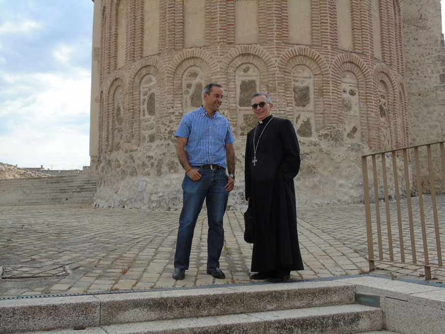 El Obispo de Segovia, Cesar Franco, ha visitado las sedes propuestas para la exposición de Las Edades del Hombre.