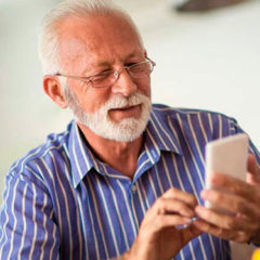 La Junta pondrá en marcha el nuevo modelo ‘Atención en red’ de cuidados a mayores a principios de año