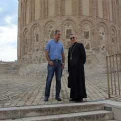 El Obispo de Segovia visitó las sedes de la candidatura de las Edades del Hombre