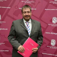 UPyD denuncia los sueldos exagerados en la Diputación