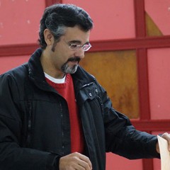 Alberto Castaño, candidato de UP, de los primeros en votar