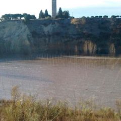 El río Eresma alcanza el nivel de alarma y se desborda a su paso por Coca