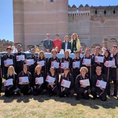 20 alumnos reciben en el castillo Coca el diploma de cortadores de Jamón