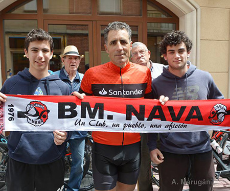 Miguel Indurain pasó por Nava de la Asunción en «la Vuelta 123 sin efectivo»