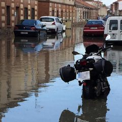 Una fuerte tormenta provoca inundaciones en Nava de la Asunción