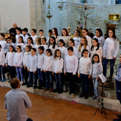 400 cantores cantan a la Navidad en Fuentepelayo