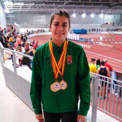 Ángela García «campeona» de Castilla y León absoluta y Sub-23 en los 400 m lisos