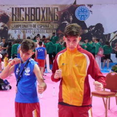 Los cuellaranos Hugo y Alain González campeón y subcampeón de España de Kickboxing light