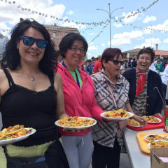Mil personas disfrutaron de la paella popular del barrio de San Gil