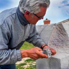 Luciano Santos, el artista de la piedra del páramo de Campaspero