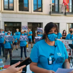 Los vecinos de Lastras de Cuéllar llevan su protesta a Segovia: ¡Agua potable ya!