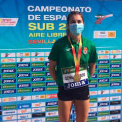 La cuellarana Ángela García, campeona de España Sub-23 de los 400 metros lisos