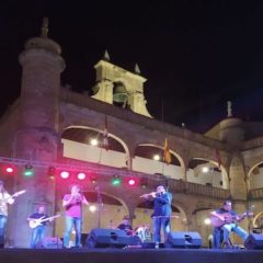 Aires cuellaranos con Pepe Colás y Los Punkifolkis en el Festival Hispano Luso de Ciudad Rodrigo