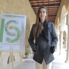 Lucía Sanz, premiada por el CES de Jaén por una aplicación para el sector del Aceite de Oliva