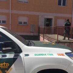 La Guardia Civil despliega un amplio operativo contra el tráfico de drogas en Cuéllar