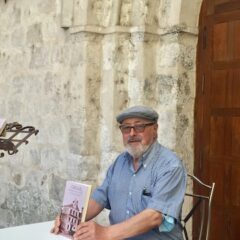 El cuellarano Juan Carlos Llorente recupera en un libro ‘las crónicas de un pueblo’