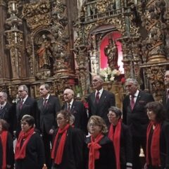 La Coral de Cuéllar canta a la Navidad en la iglesia de San Miguel