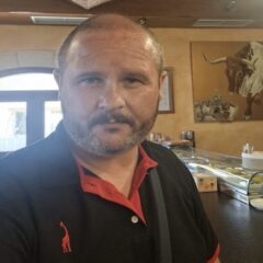 El alcalde de Navalmanzano deja el PSOE tras la crisis interna de los socialistas